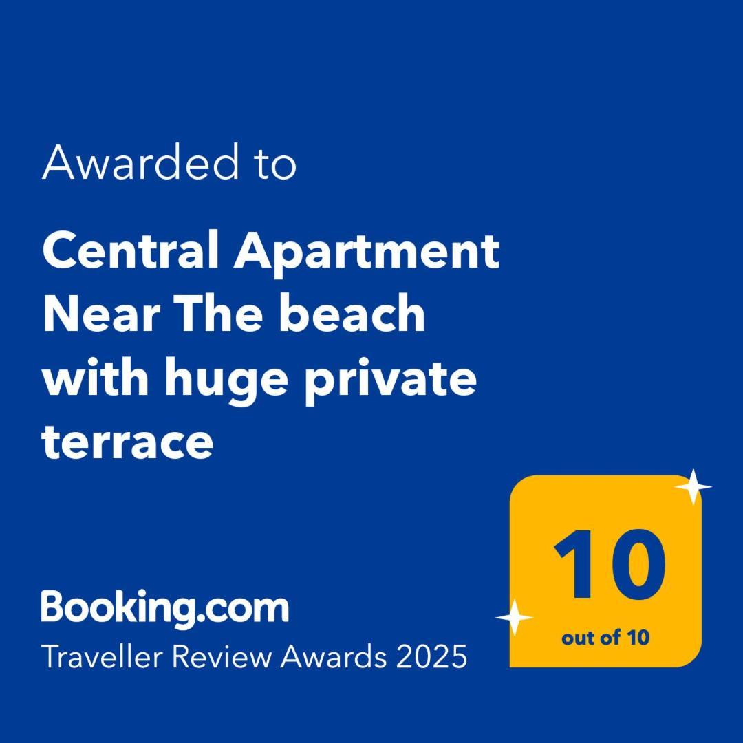 Central Apartment Near The Beach With Huge Private Terrace Loutráki Dış mekan fotoğraf